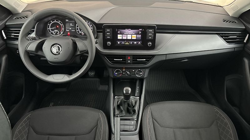 Škoda Scala 1.0 TSI Ambition - fotka 8 z 23