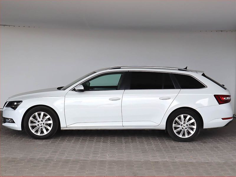Škoda Superb (2018) 2.0 TDI, 4X4, Automat - fotka 3 z 23