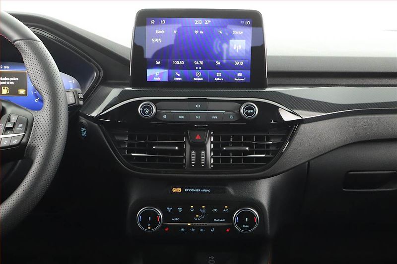 Ford Kuga (2024) ST-Line 1.5 EcoBoost - fotka 11 z 20