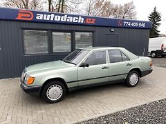 Mercedes-Benz 124 2.0i - 1xMaj - 40 000km - TOP - fotografie inzerátu