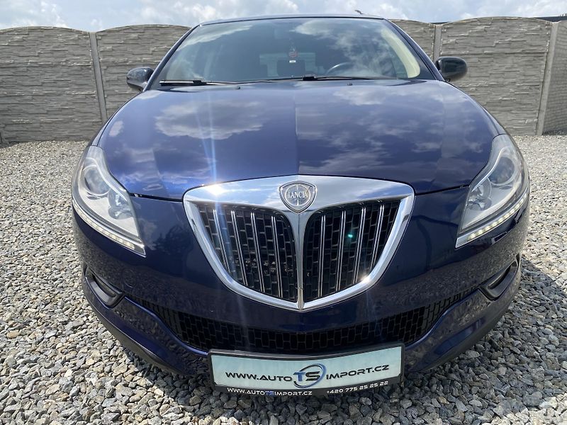 Lancia Delta 2.0JTD 165PS SPORT NAVI SERVIS - fotka 65 z 169