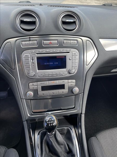 Ford Mondeo 2,0TDCi*103 kW*pravidelný serv - fotka 12 z 36