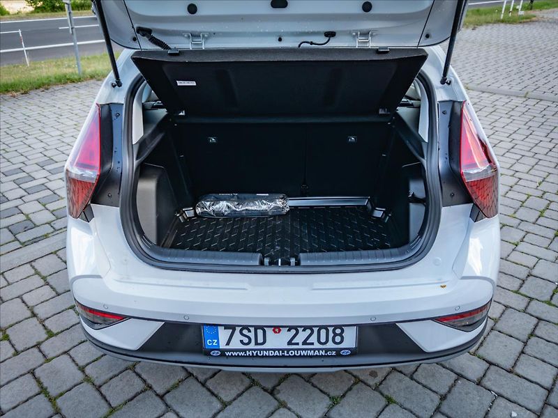 Hyundai Bayon 1,0   T-GDI MT WAVE - fotka 7 z 13