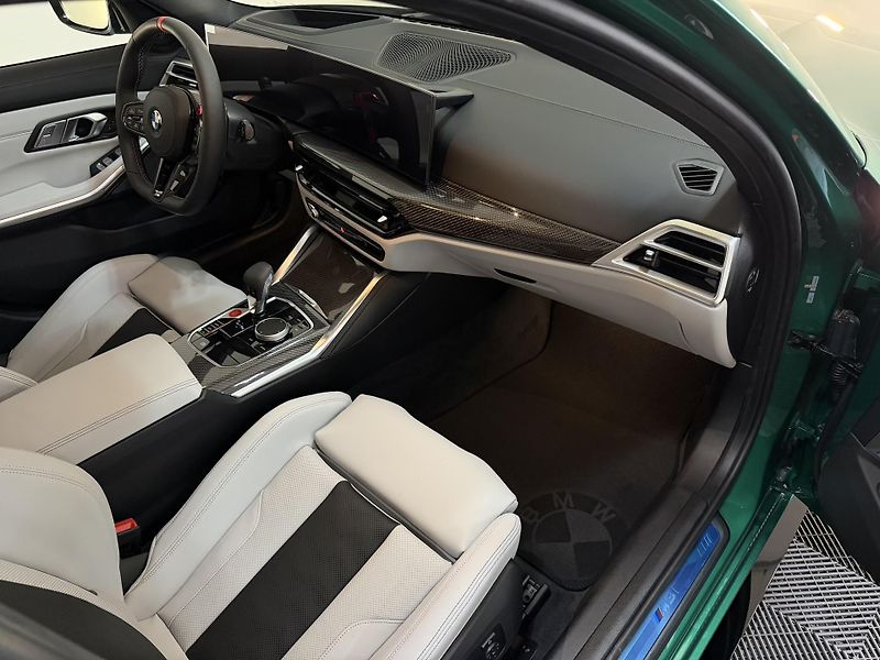 BMW M3 xDrive Competition Touring NEW - fotka 48 z 49