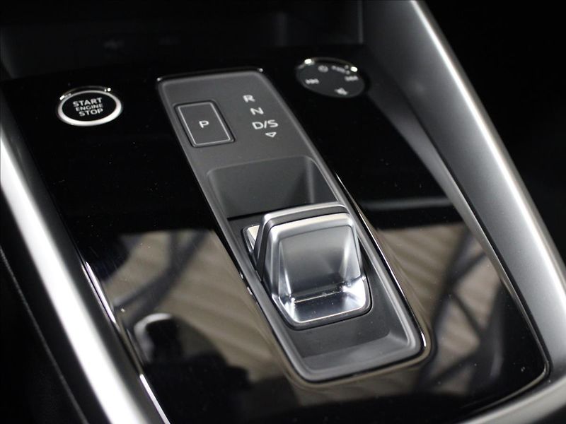 Audi A3 1,4 40 TFSI  e Sportback advan - fotka 28 z 33
