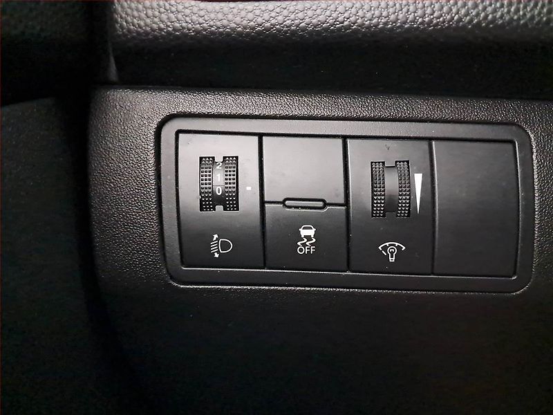 Hyundai ix20 (2013) 1.6 CVVT, Serv.kniha - fotka 16 z 17