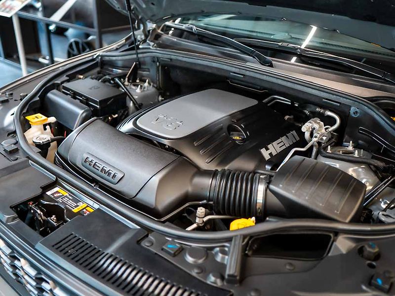 Dodge Durango (2023) 5.7 R/T Hemi Orange Tow N Go - fotka 34 z 38