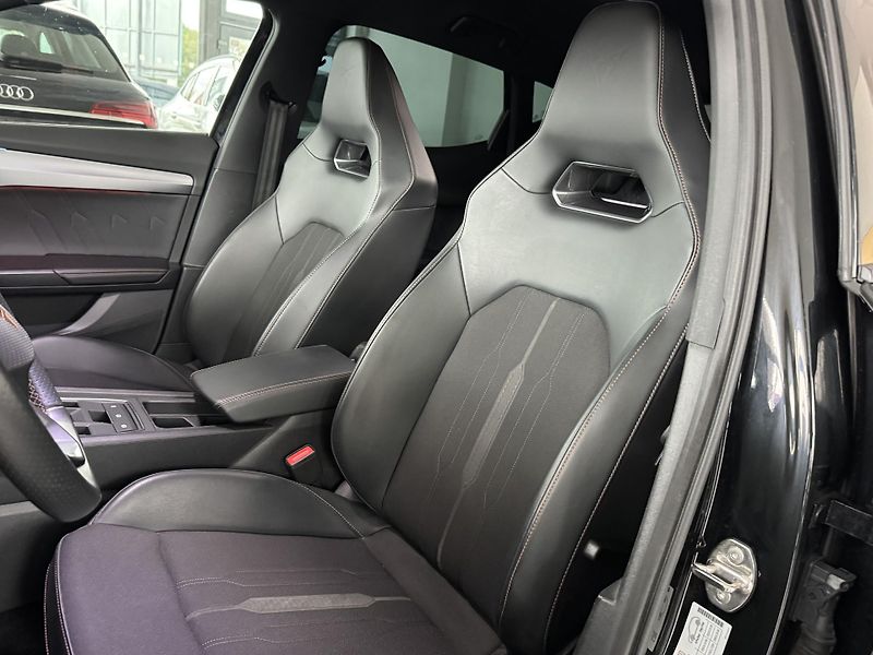 Cupra Formentor (2023) 2,5TSIF VZ5 DSG 4x4  - fotka 16 z 37