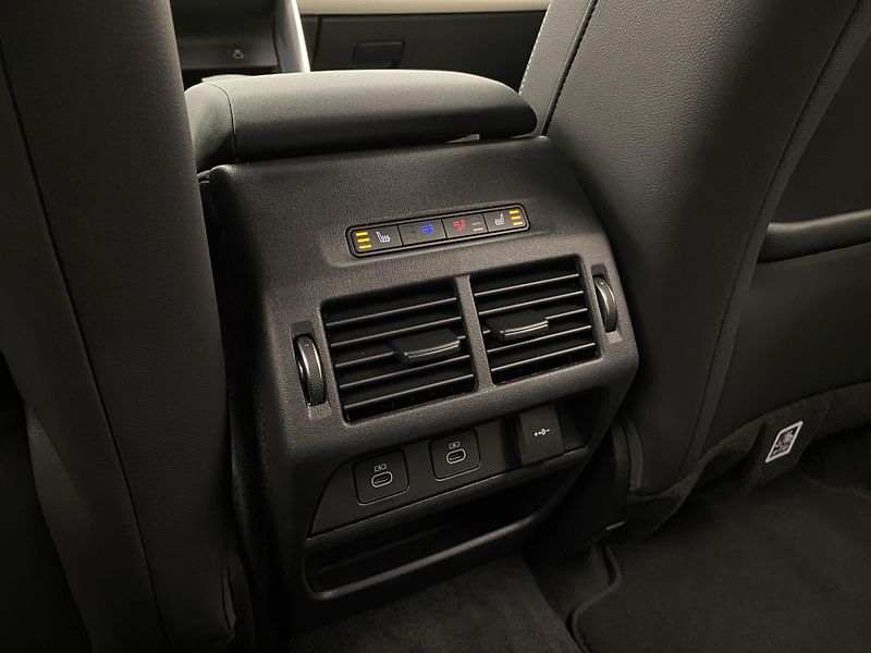 Land Rover Discovery Sport (2026) D200 LANDMARK AWD AUT - fotka 51 z 55