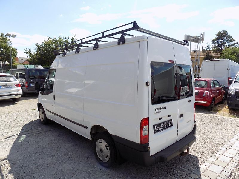 Ford Transit 2,2 TDCI 92 KW MWB 350 TREND - fotka 13 z 38