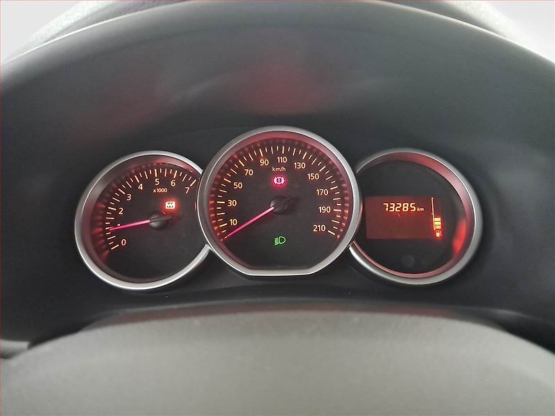Dacia Logan (2017) 1.0 SCe, Serv.kniha - fotka 11 z 16