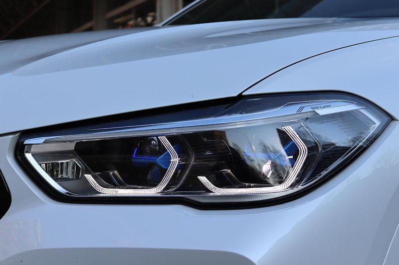 BMW X6 XDRIVE 40i G06 M-PAKET 245kW - fotka 4 z 50