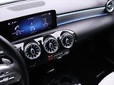 Mercedes-Benz Třídy A 1,3 200 120kW Aut. CZ kůže DPH - náhled 23