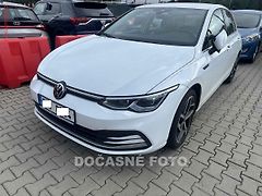 Volkswagen Golf (2022) 1.5TSi, 1.maj,ČR, LED, navi - fotografie inzerátu