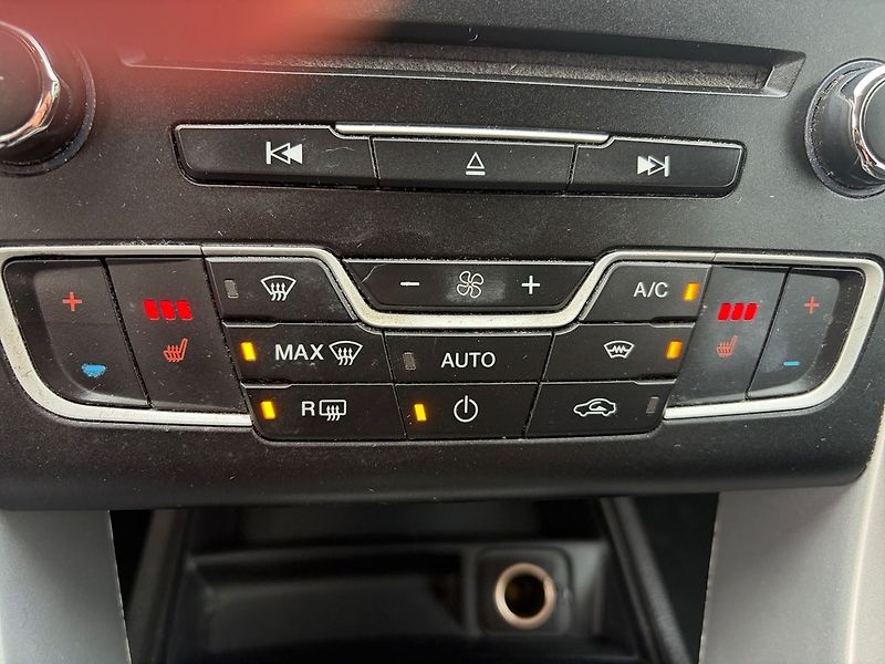 Ford Mondeo - fotka 17 z 17