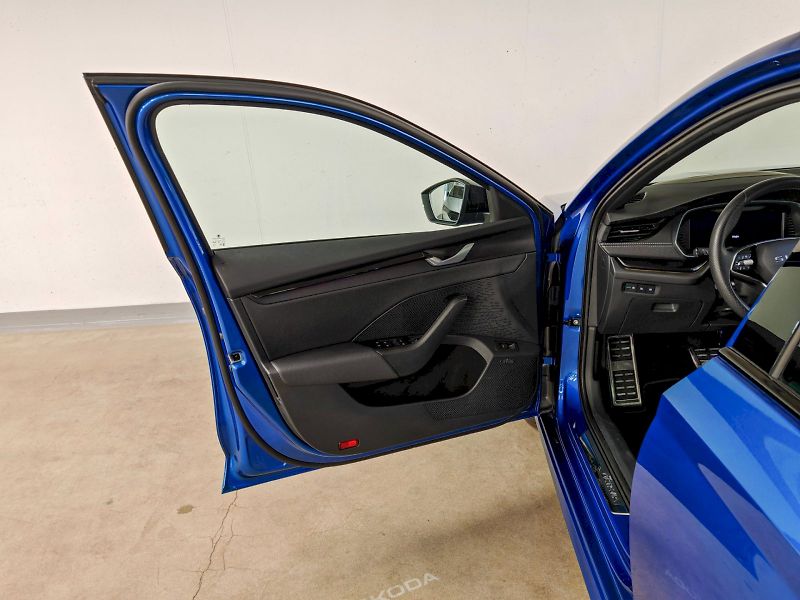 Škoda Octavia (2025) 1.5 TSI 110 kW DSG Sportline - fotka 22 z 33
