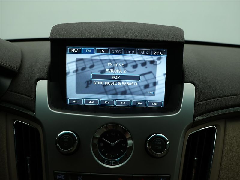 Cadillac CTS 3.6 V6 Luxury 229kW CZ Xenon - fotka 21 z 29