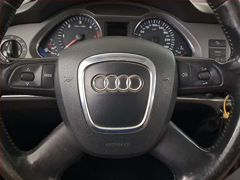 Audi A6 (2006) 3.0 TDI , 4X4, Automat - fotka 17 z 18
