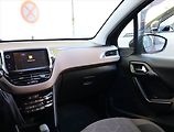 Peugeot 2008 (2014) 1.6 VTi, Tempomat - náhled 8