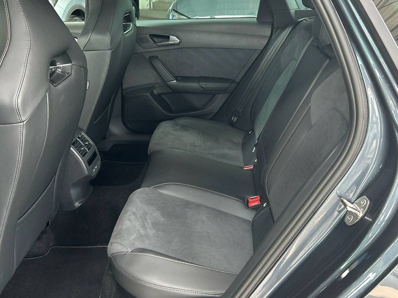 Cupra Leon (2024) SP 1.5 eTSI 7DSG - fotka 28 z 35