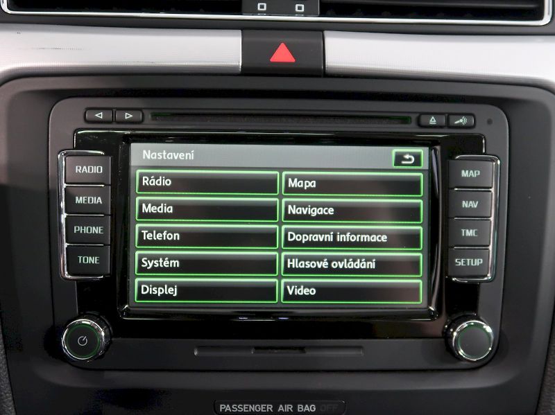 Škoda Superb (2013) ELEGANCE 2.0TDI 103KW 4x4 DSG - fotka 25 z 41