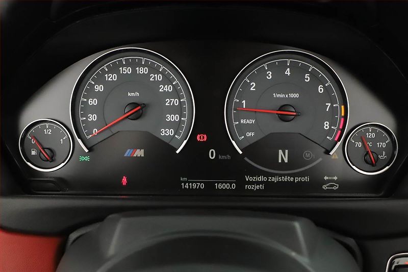 BMW M4 (2015) - fotka 8 z 20