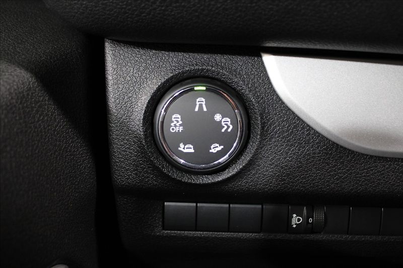 Peugeot Expert 2,0 HDI 6-MÍST L3 145k MAN 6 - fotka 28 z 31