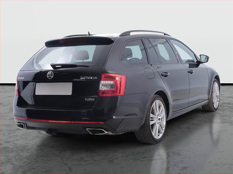 Škoda Octavia (2015) RS 2.0 TSI, Automat - fotka 5 z 22