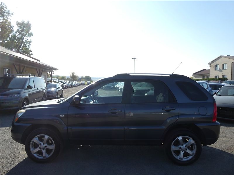 Kia Sportage 2,0 CRDi 110kW 1.MAJITEL, 4x4 - fotka 4 z 40