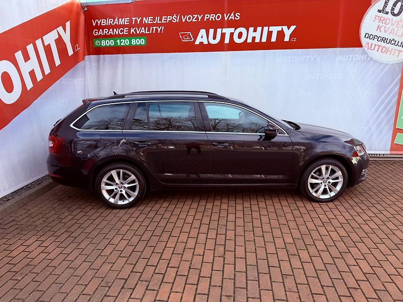 Škoda Octavia 2.0 TDI Style, ČR, Serviska - fotka 6 z 29