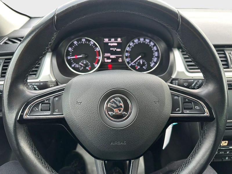 Škoda Rapid (2017) 1.2Tsi 81kw Style - fotka 15 z 19