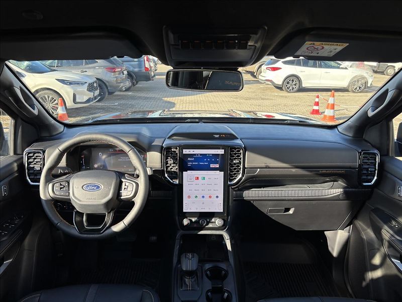 Ford Ranger 3,0 EcoBlue 177 kW V6 Wildtrak - fotka 17 z 47