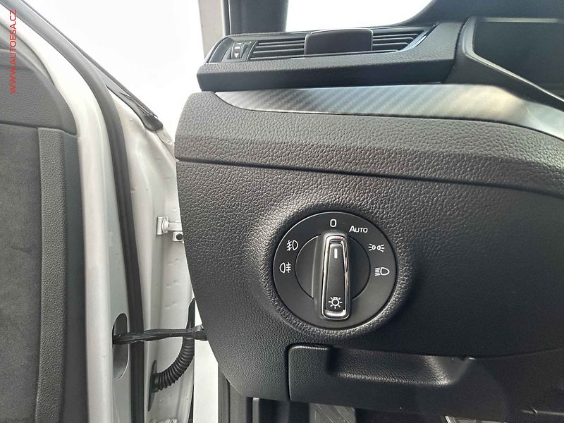 Škoda Superb (2020) 2.0 TDi, DSG - fotka 13 z 20