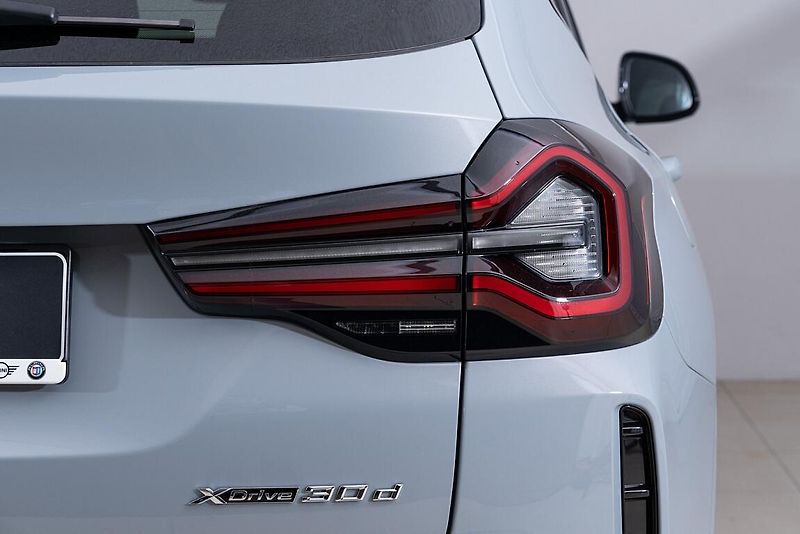 BMW X3 xDrive30d - fotka 5 z 13