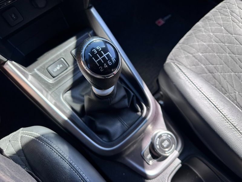 Suzuki Vitara (2019) 4X4 103 KW BOOS. TAŽNÉ 1.MAJ - fotka 31 z 50