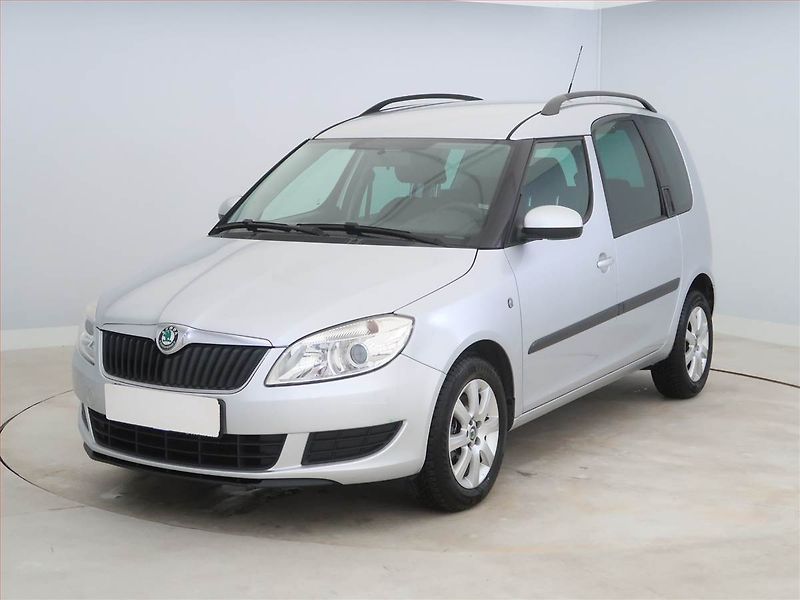 Škoda Roomster (2011) Style 1.6 TDI, Serv.kniha - fotka 2 z 16