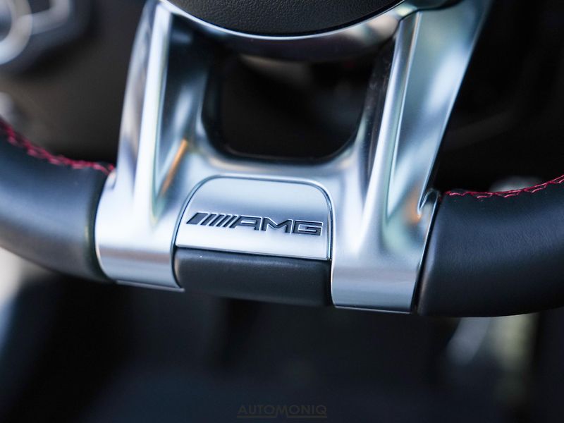 Mercedes-Benz Třídy C (2018) C 43 T AMG 4matic Pano, Multib - fotka 8 z 25
