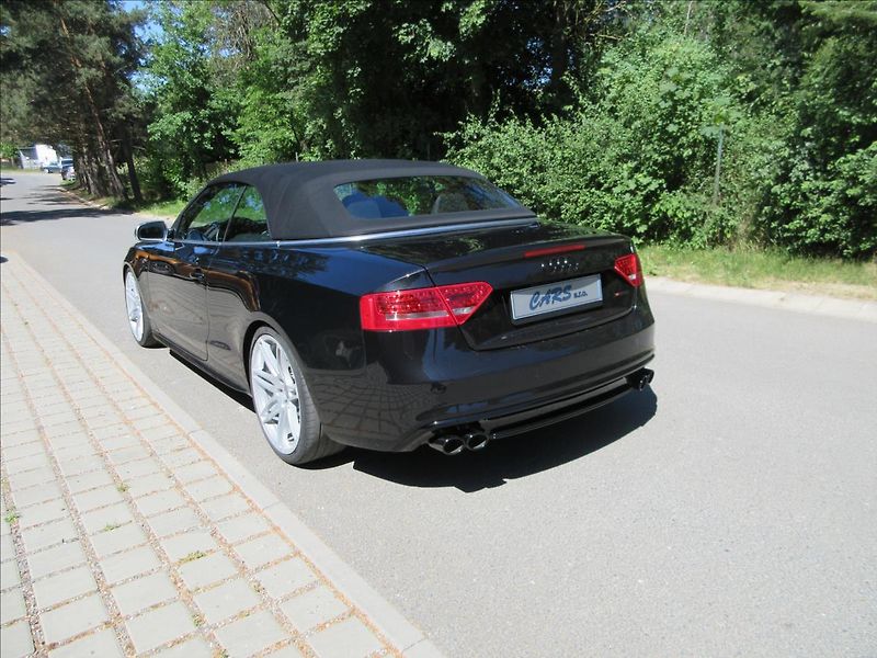 Audi A5 3,0 TDi 4x4 Navi S-Line B&O - fotka 11 z 38