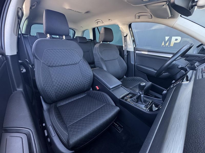 Škoda Superb (2018) III 2.0TDi MAN Style Kessy RZV - fotka 20 z 48