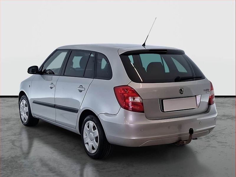 Škoda Fabia (2010) Ambition 1.2 12V, ČR,1.maj - fotka 4 z 18