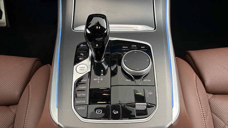 BMW X5 45e AUT xDrive M-paket - fotka 28 z 30