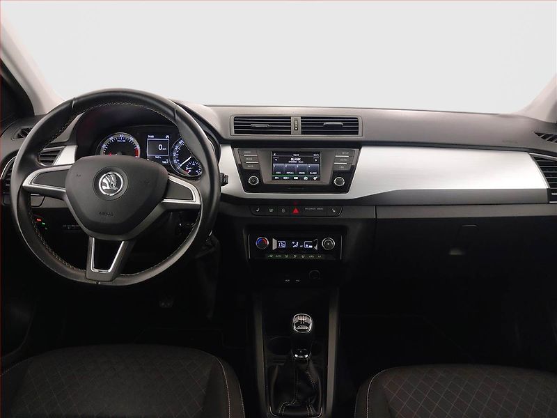 Škoda Fabia (2015) Ambition 1.2 TSI, Serv.kniha - fotka 8 z 19