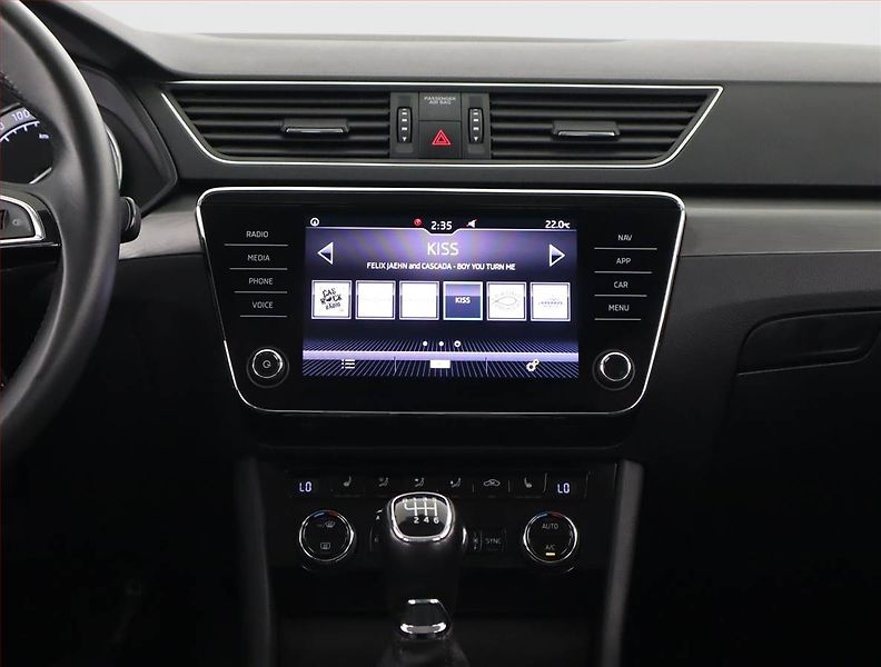 Škoda Superb (2020) Style 2.0 TDI - fotka 11 z 21