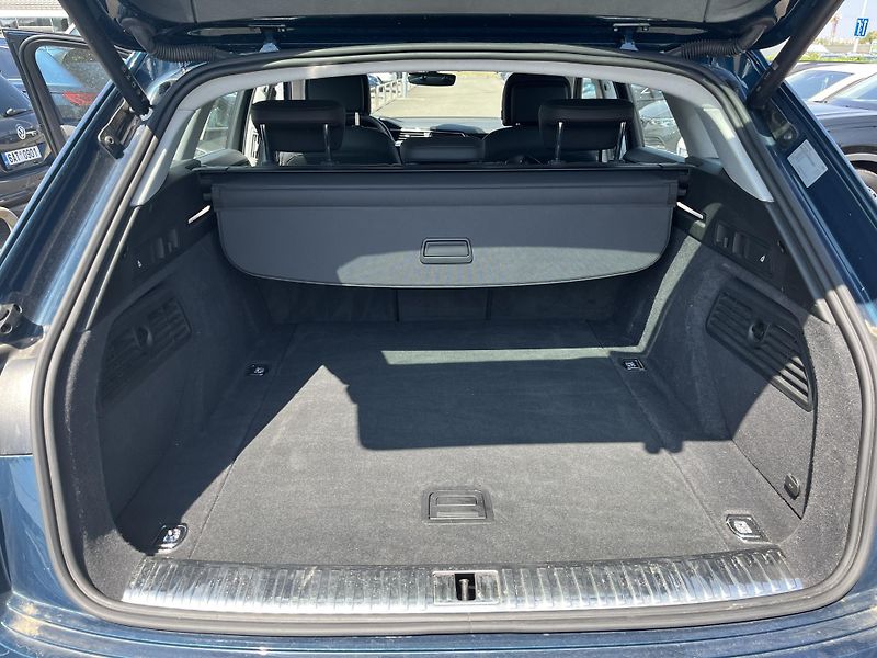 Audi e-tron ADVANCED 50 QUATTRO 230 KW - fotka 17 z 20