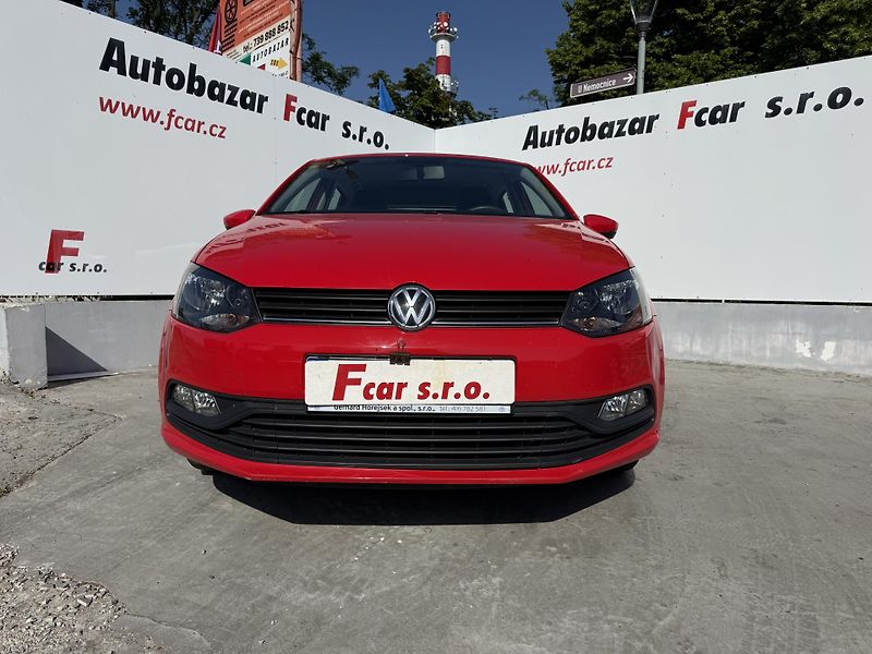 Volkswagen Polo (2016) 1.0 MPI ČR 50551km - fotka 2 z 21