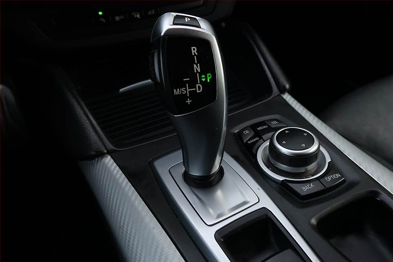 BMW X6 (2011) xDrive30d, 4X4, Automat, Kůže - fotka 13 z 20