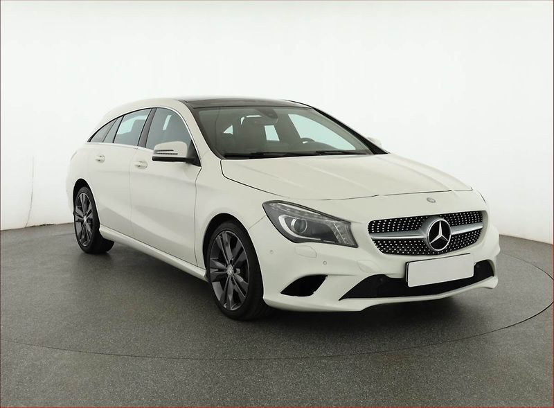 Mercedes-Benz CLA (2015) 180, Automat, Kůže, Navi - fotografie inzerátu