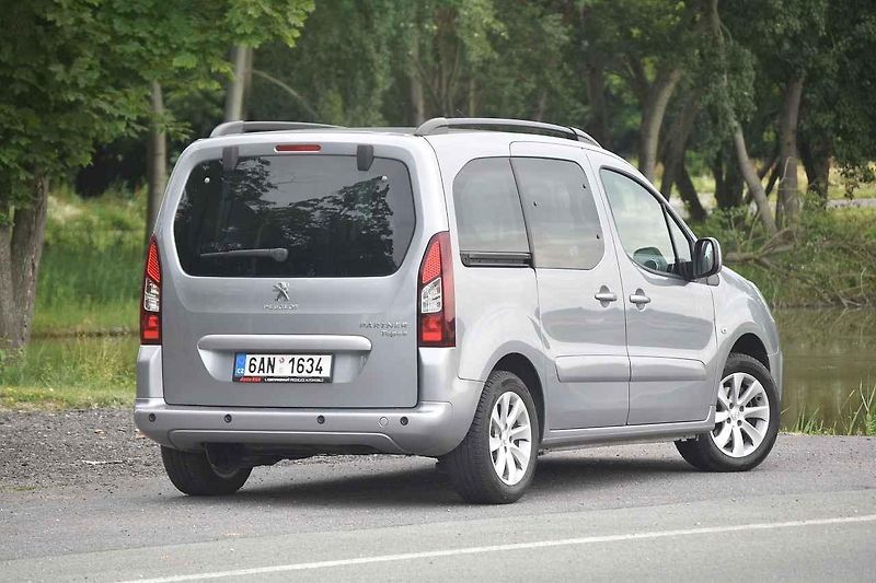 Peugeot Partner byl čtyři roky starý a najel 84 000 kilometrů