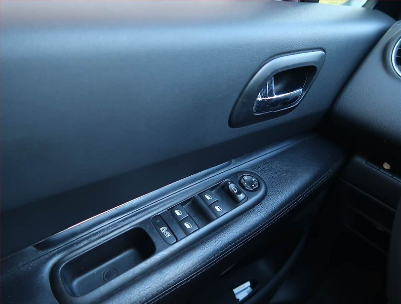 Peugeot 5008 (2014) Active Pack 1.6 HDi, Automat - fotka 16 z 16