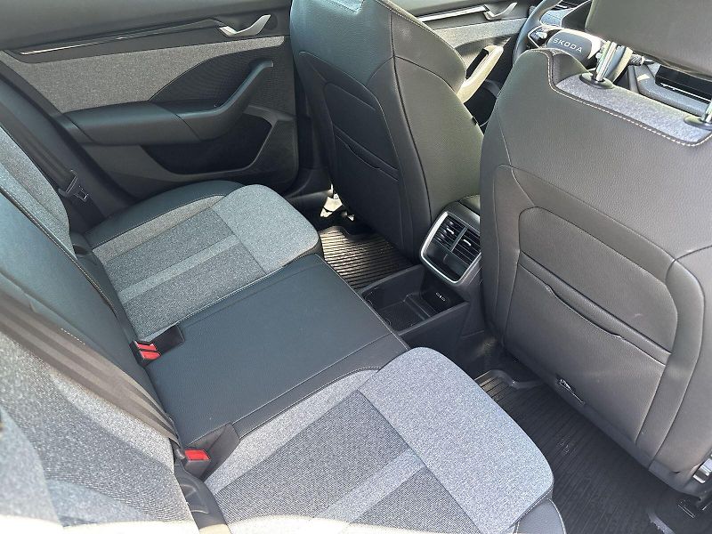 Škoda Octavia (2025) Combi 2.0 TDI DSG Top Selectio - fotka 10 z 31
